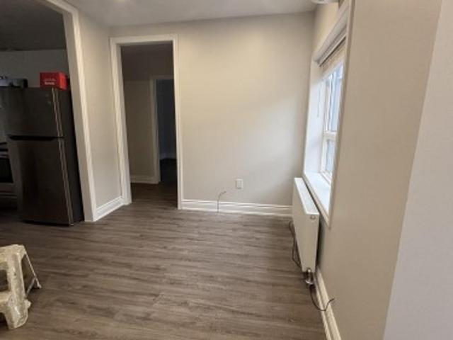 2 3289 Lakeshore Boulevard W, Toronto, ON, M8W 1M8 house for lease | Listing ID W13809 | Royal LePage