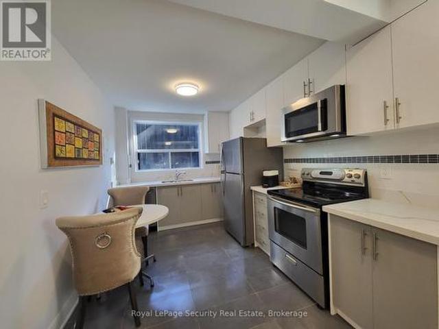 2 328 Lakeshore Road, Mississauga, ON, L5G 1H4 house for lease | Listing ID W13585 | Royal LePage