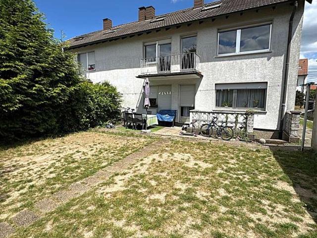 2 3 FH mit Garten + Garage in guter Lage von Sulzbach
