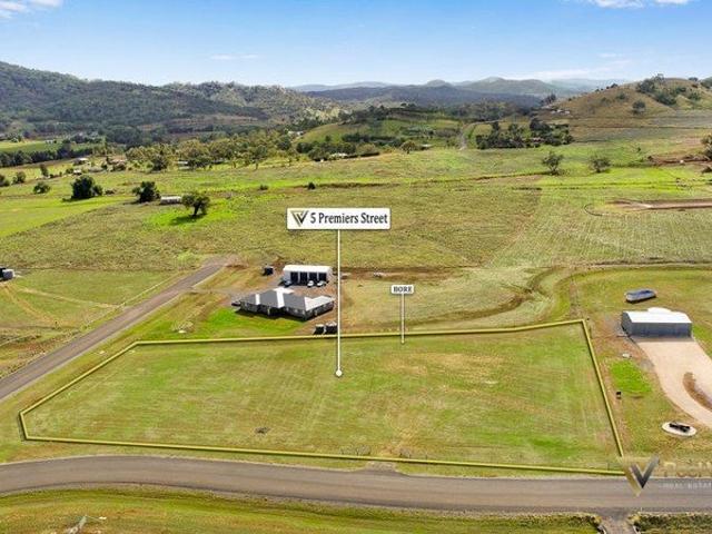 2.47 ACRES WITH DA APPROVED LARGE SHED AND LIVING AREA