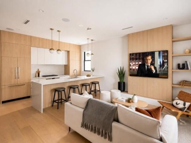 2 4828 Albert Street, Burnaby, BC, V5C 2H3 Luxury Duplex for sale | Listing ID R3168 | Royal LePage Carriage Trade Luxury Properties