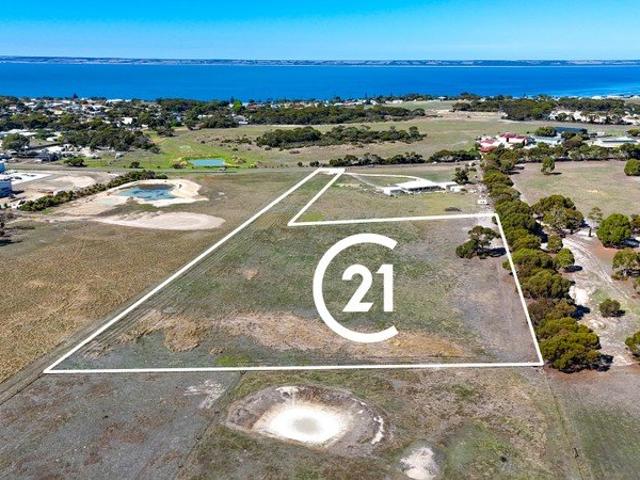 2.48 Hectares, Convenient Location on Outskirts of Kingscote!