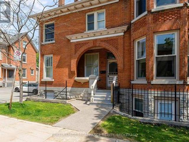 2 41 William Street, Kingston Central City East, ON, K7L 2C3 townhouse for sale | Listing ID X13149 | Royal LePage
