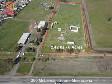 2.42 hectares Approx 6 Acres on the fringe of Mooroopna