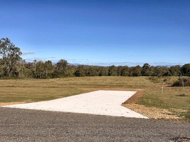2.4 ha approx. 6 Acres with Mountain Views Power at the Boundary, 10 Mins to Mareeba