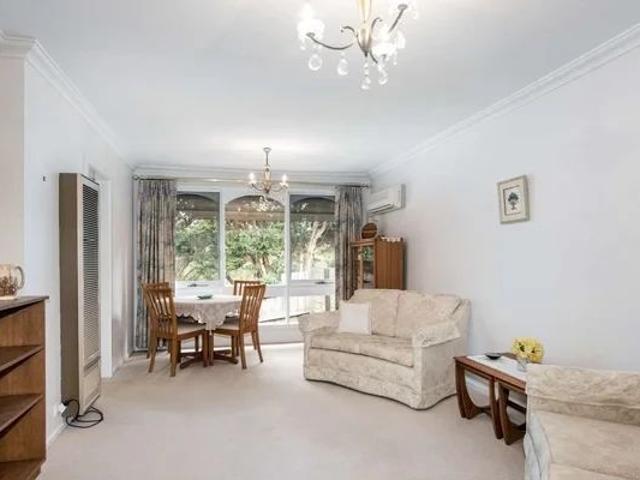 2 4 Willow St, Melbourne