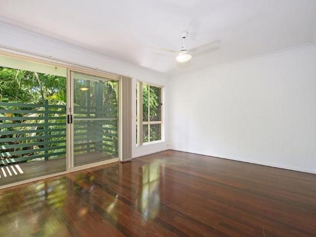 2 / 4 Thomas Street, Clayfield QLD 4011