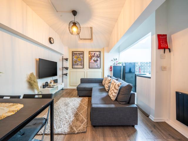 2 4 Thomas Street, Manchester, M4 1EX, United Kingdom | 1 bed house for rent #166390419 | Rentberry