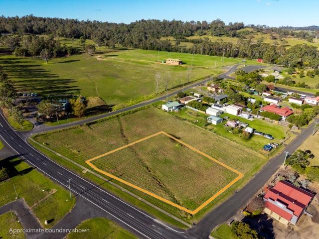 2,572sqm Level Block Village Zoning