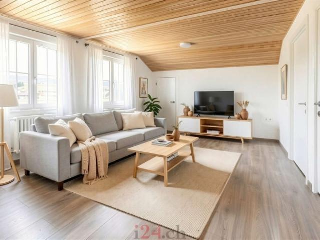2.5Zi Dachwohnung in 3ParteienHaus in Schübelbach
