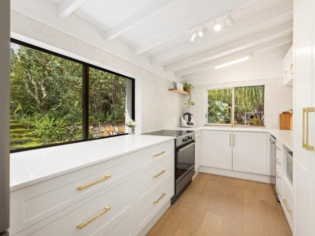 2.5 Acres of Freedom, Just Minutes from the Coast