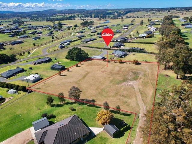 2.5 ACRES WITH MOUNTAIN VIEWS