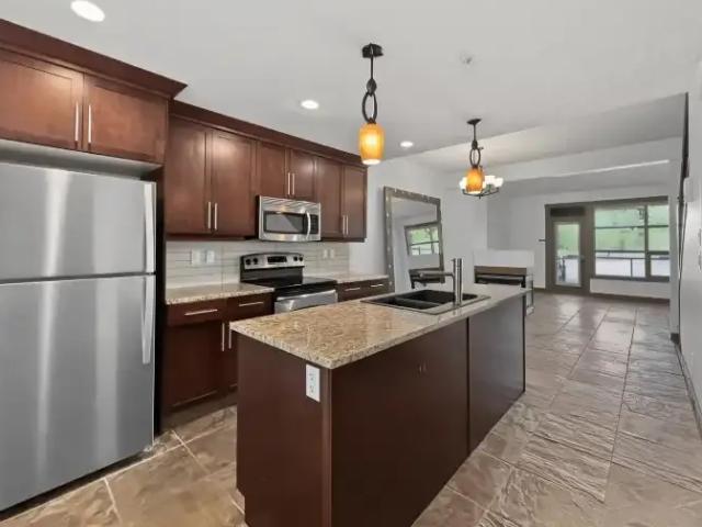 2.5 Bedroom Townhouse Calgary AB 104753148