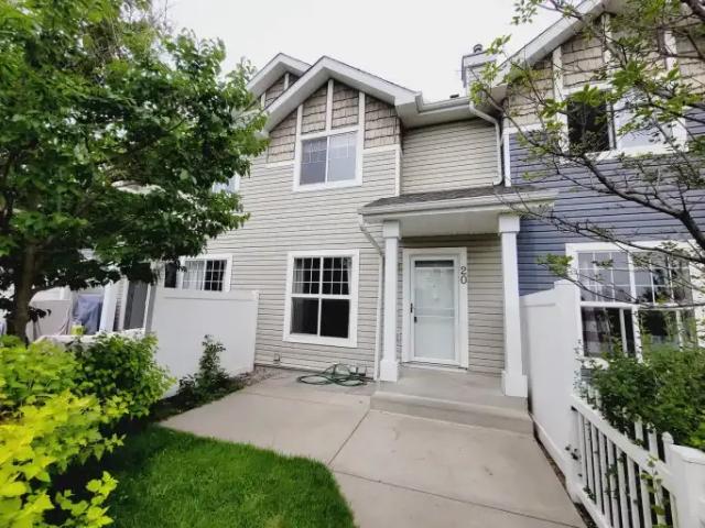 2.5 Bedroom Townhouse Edmonton AB 104876562