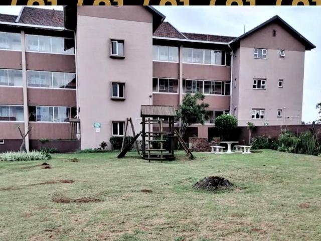 2.5 Bedroom Apartment Block To Let in Bluff