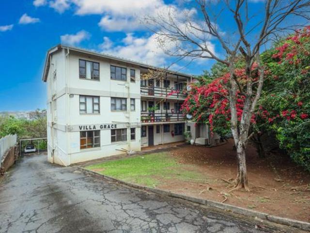 2.5 Bedroom Apartment in Freeland Park