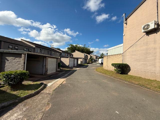 2.5 Bedroom Duplex To Let in Pinetown Central