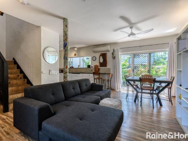 2.5 Bedroom Furnished Unit Reef Resort