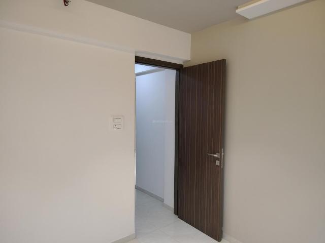 2.5 BHK Apartment in Thane West for rent Thane. The reference number is 17831296