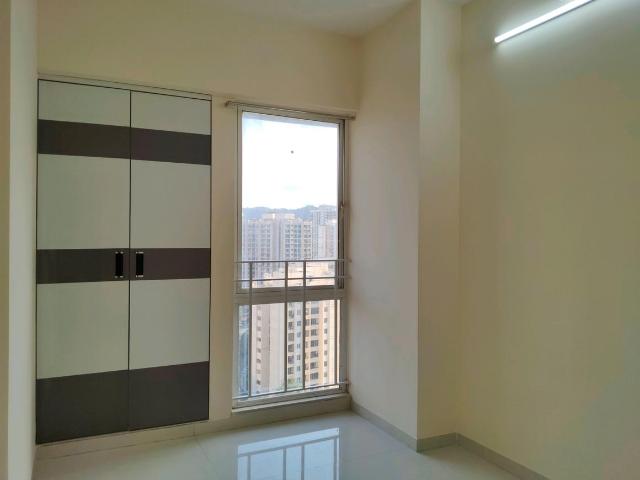 2.5 BHK Apartment in Thane West for rent Thane. The reference number is 20263510