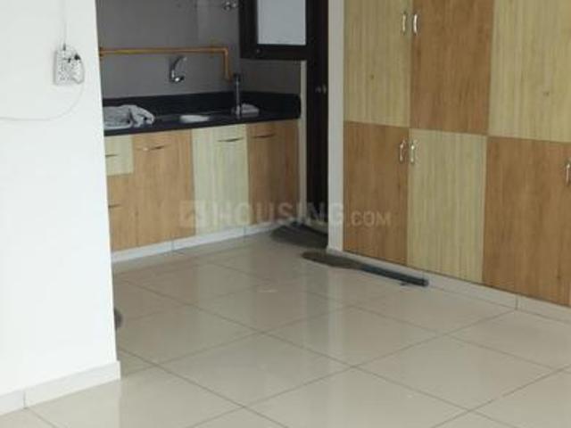 2.5 BHK Apartment in Vaishno Devi Circle for rent Ahmedabad. The reference number is 20823900