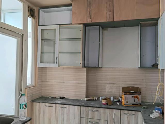 2.5 BHK Apartment in Vaishali for rent Ghaziabad. The reference number is 20770461