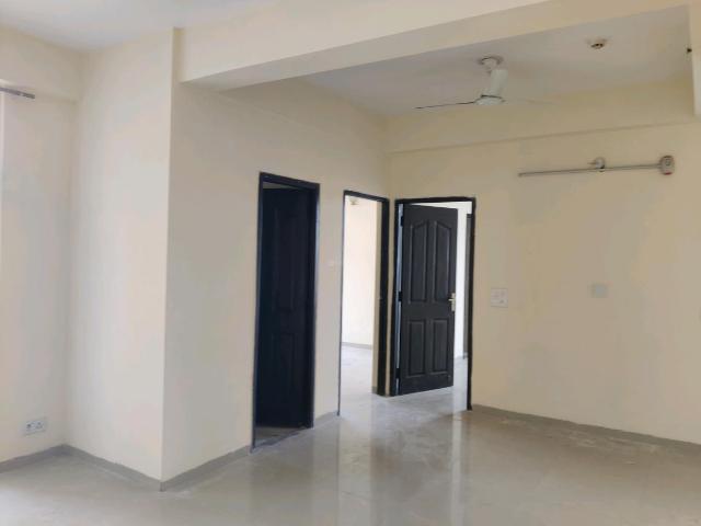 2.5 BHK Apartment in Vaishali for resale Ghaziabad. The reference number is 19790848