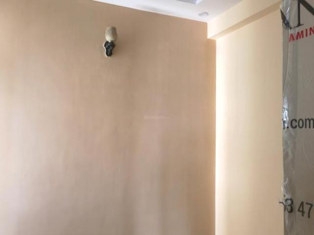 2.5 BHK Apartment in Vaishali for resale Ghaziabad. The reference number is 20773960