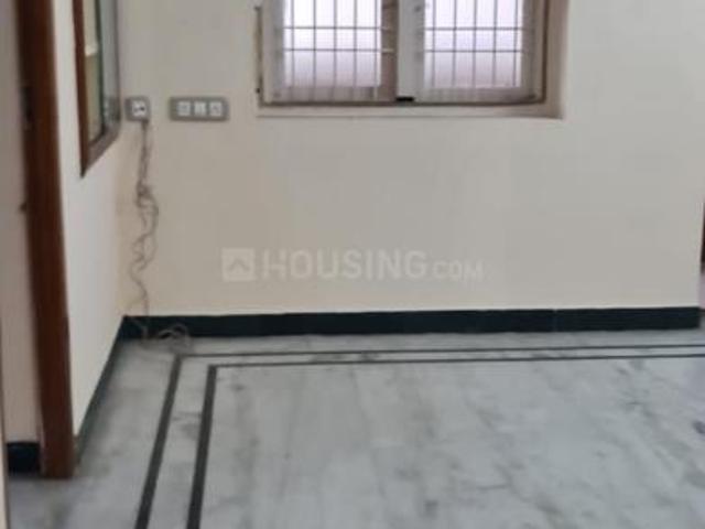 2.5 BHK Apartment in Velachery for rent Chennai. The reference number is 21220994