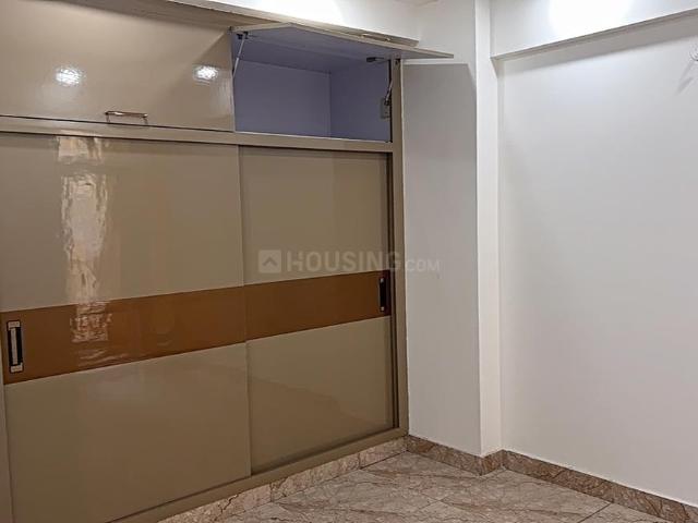 2.5 BHK Apartment in Wave City for rent Ghaziabad. The reference number is 19945309