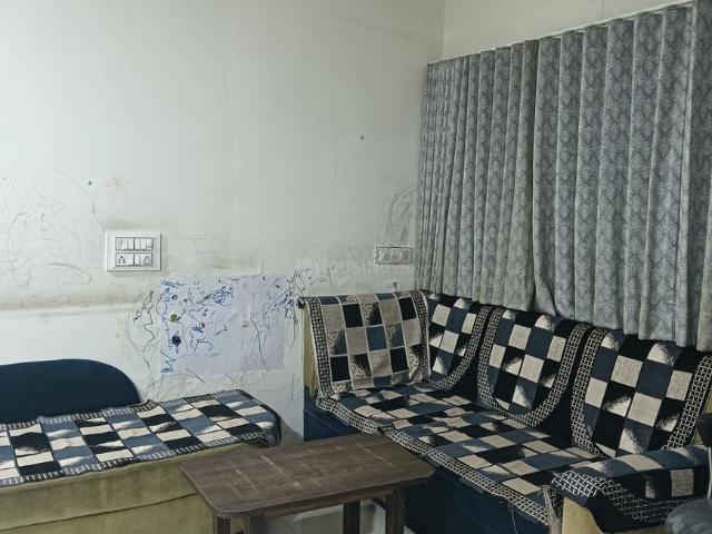 2.5 BHK Apartment in Ambawadi for rent Ahmedabad. The reference number is 21337393