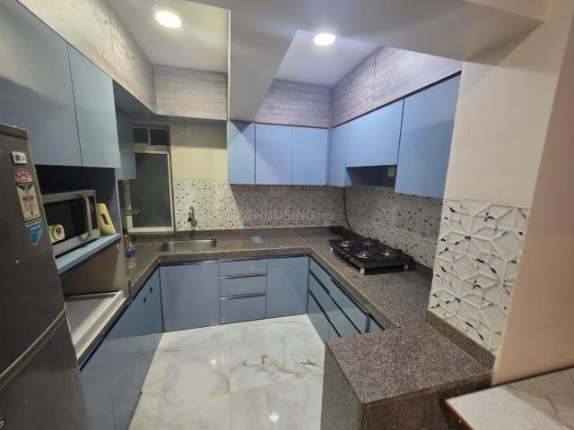 2.5 BHK Apartment in Andheri East for rent Mumbai. The reference number is 21369389