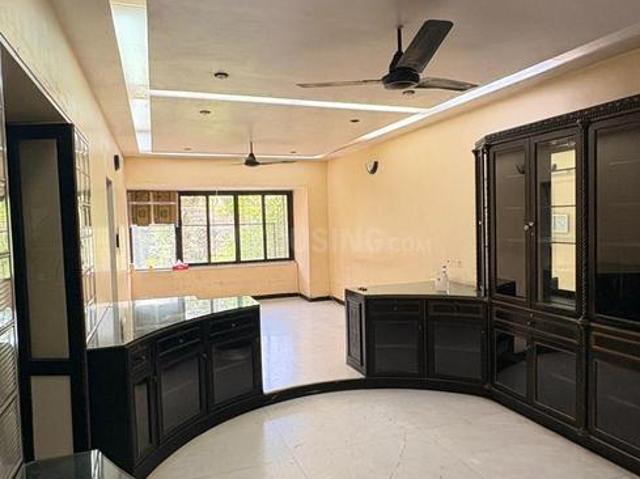 2.5 BHK Apartment in Andheri West for rent Mumbai. The reference number is 17934180