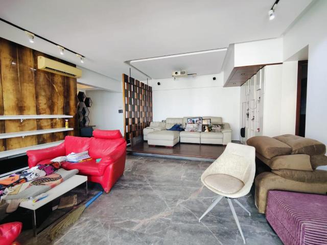 2.5 BHK Apartment in Andheri West for rent Mumbai. The reference number is 20572215