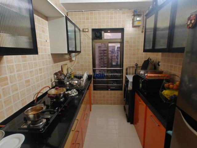 2.5 BHK Apartment in Andheri West for resale Mumbai. The reference number is 21143618