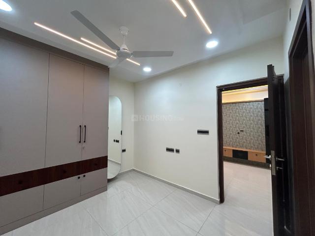 2.5 BHK Apartment in Bachupally for rent Hyderabad. The reference number is 21383012