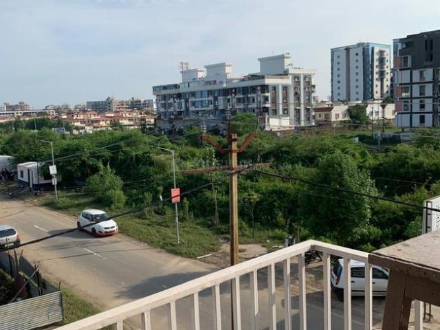 2.5 BHK Apartment in Bhayli for resale Vadodara. The reference number is 21053299