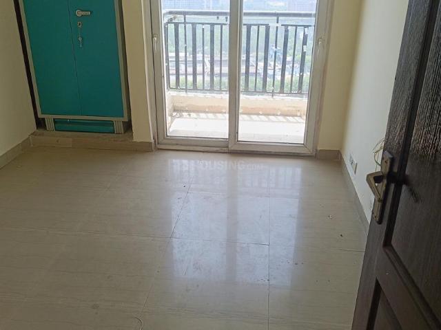 2.5 BHK Apartment in Crossings Republik for rent Ghaziabad. The reference number is 20050653