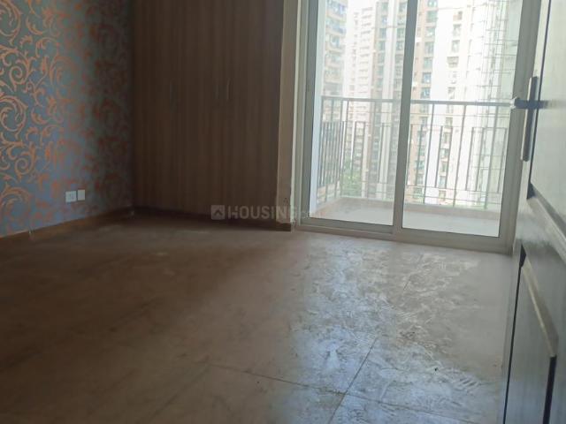 2.5 BHK Apartment in Crossings Republik for rent Ghaziabad. The reference number is 20669227