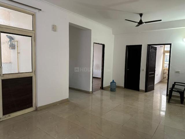 2.5 BHK Apartment in Crossings Republik for rent Ghaziabad. The reference number is 21331228