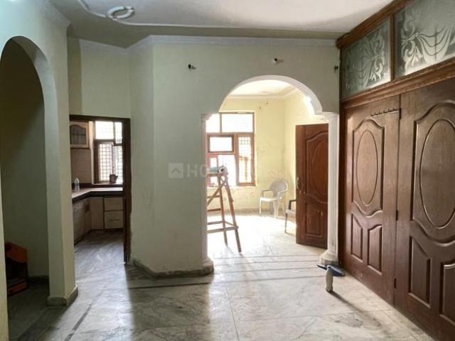 2.5 BHK Apartment in Ganga Nagar for rent Meerut. The reference number is 19065244