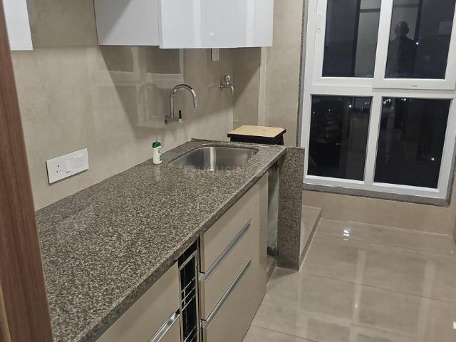 2.5 BHK Apartment in Ghatkopar East for rent Mumbai. The reference number is 18858572