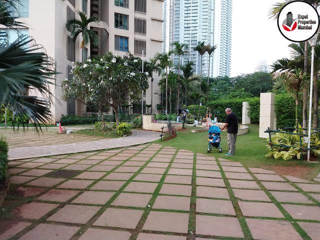 2.5 BHK Apartment in Goregaon East for rent Mumbai. The reference number is 20125245