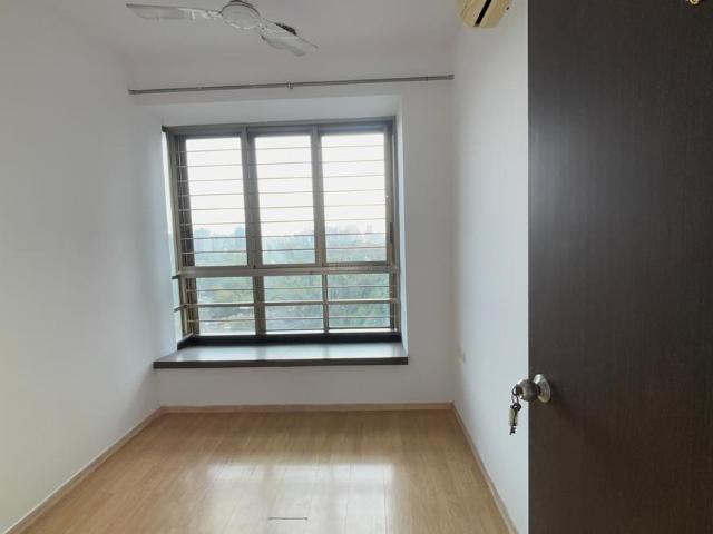 2.5 BHK Apartment in Goregaon East for rent Mumbai. The reference number is 20460176