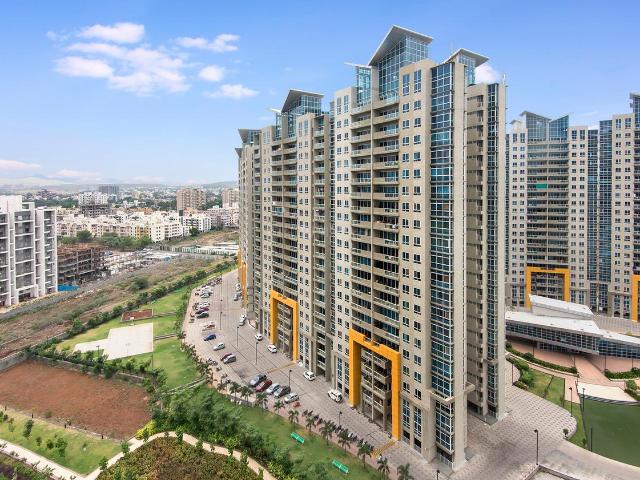 2.5 BHK Apartment in Hadapsar for resale Pune. The reference number is 21074248