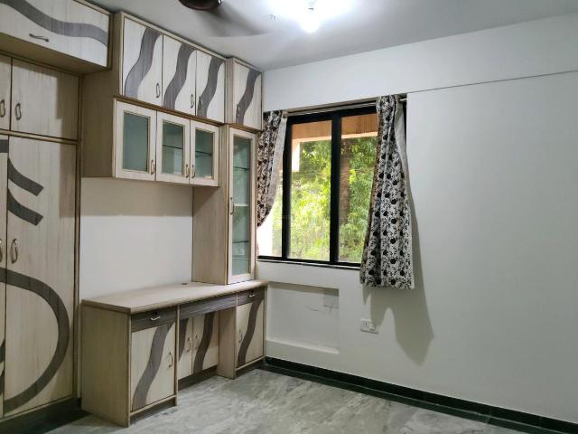 2.5 BHK Apartment in Hiranandani Estate for rent Thane. The reference number is 20653185