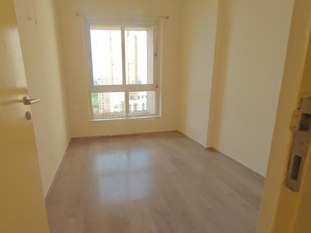 2.5 BHK Apartment in Hiranandani Estate for rent Thane. The reference number is 21136113