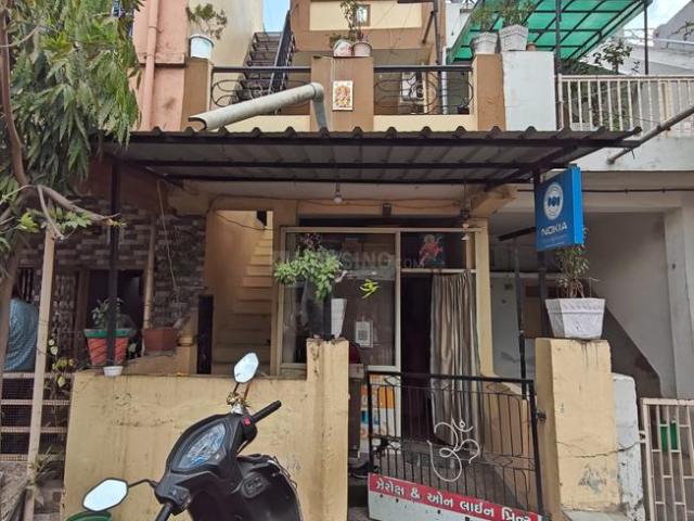 2.5 BHK Apartment in India Colony for resale Ahmedabad. The reference number is 20493226