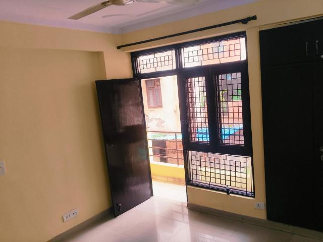 2.5 BHK Apartment in Indirapuram for rent Ghaziabad. The reference number is 20594742