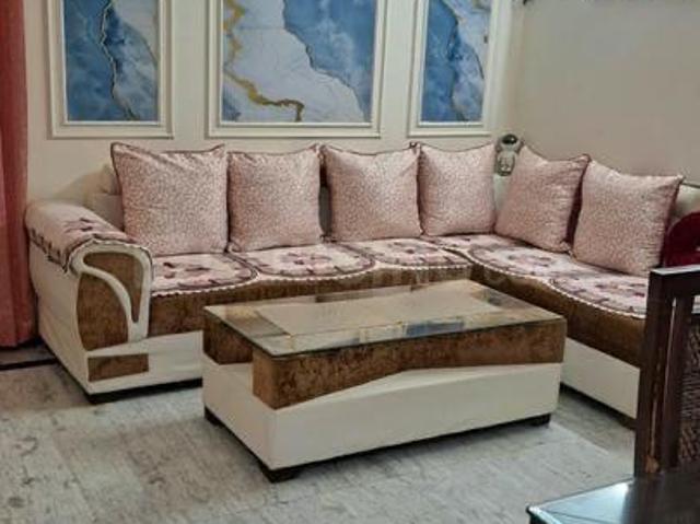 2.5 BHK Apartment in Indirapuram for rent Ghaziabad. The reference number is 21201682
